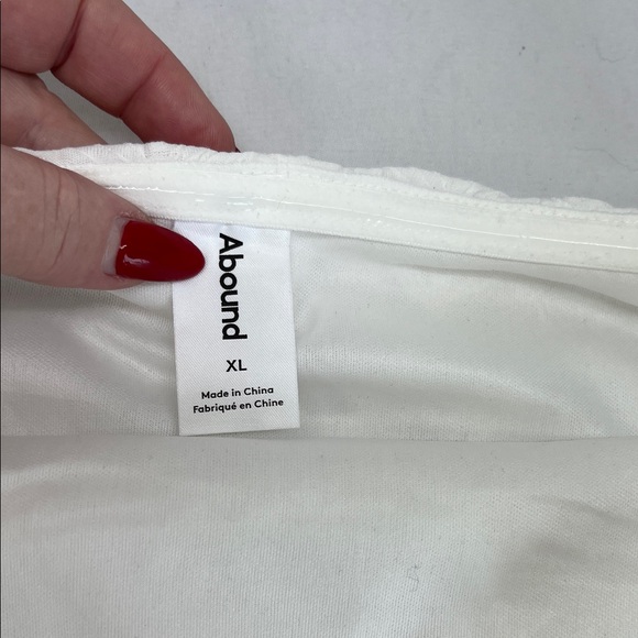 Aritzia Ivory Strapless Textured‎ Top - Picture 4 of 7